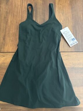 Lululemon tennis dress size 2 Black Sleeveless A-Line Dress